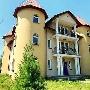 The Castle - Free Parking - Self Check In (Adults Only) Апартаменты